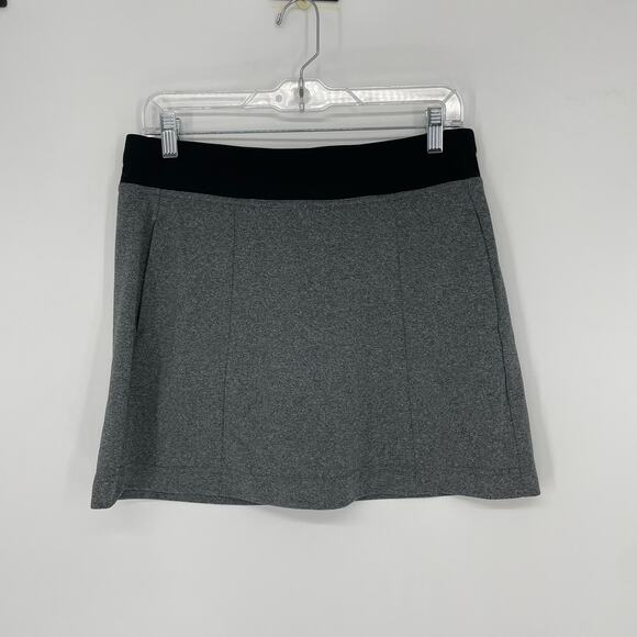 Pgatour Athletic Gray Mini Skort Size Medium - Picture 2 of 5